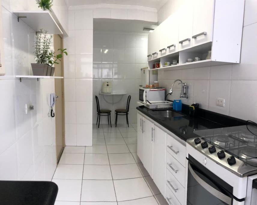 Apartamento Quadra Da Praia - Pitangueiras 과루자 외부 사진